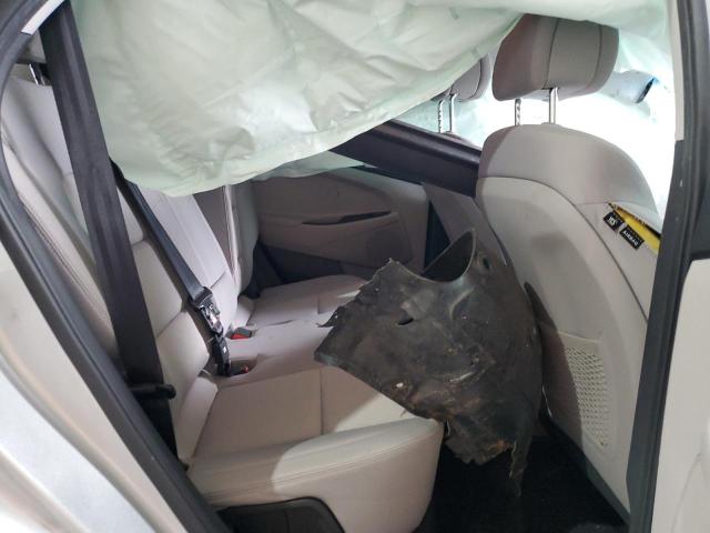 2018 HYUNDAI TUCSON SE KM8J2CA47JU822396