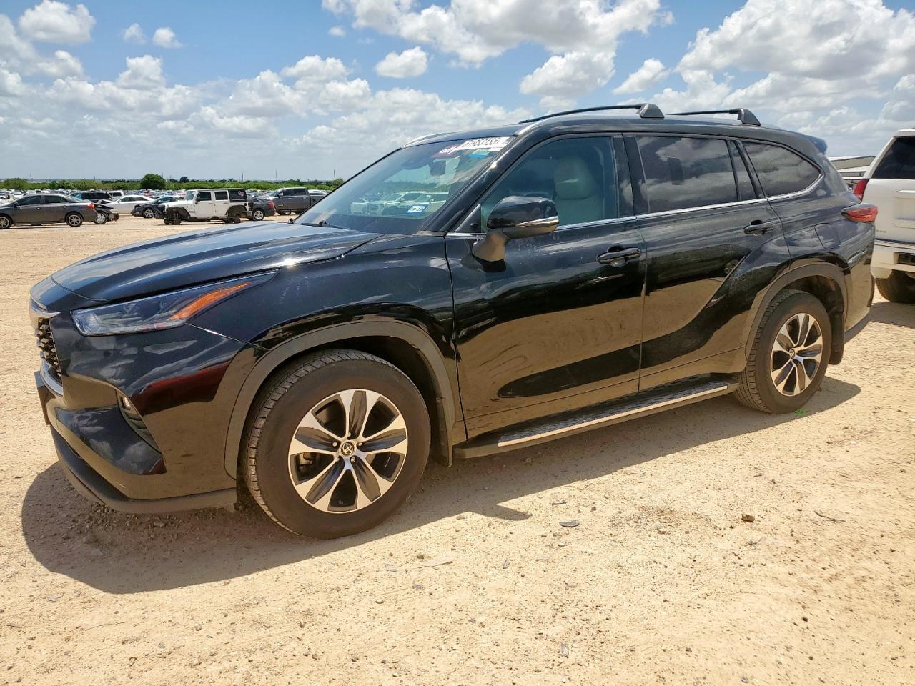 TOYOTA HIGHLANDER XLE