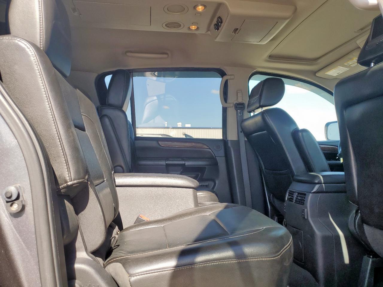 NISSAN ARMADA PLATINUM