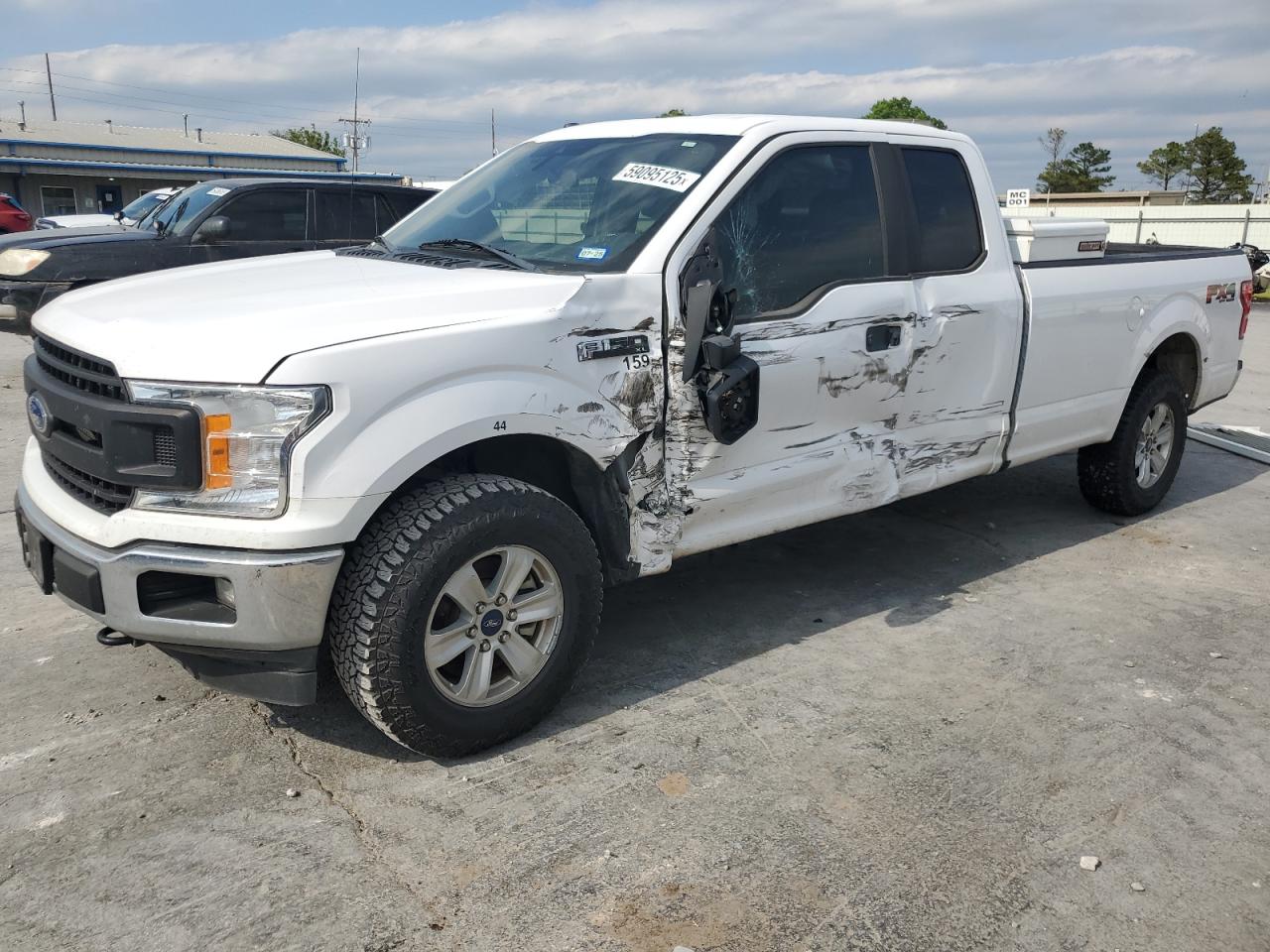FORD F-150 SUPER CAB