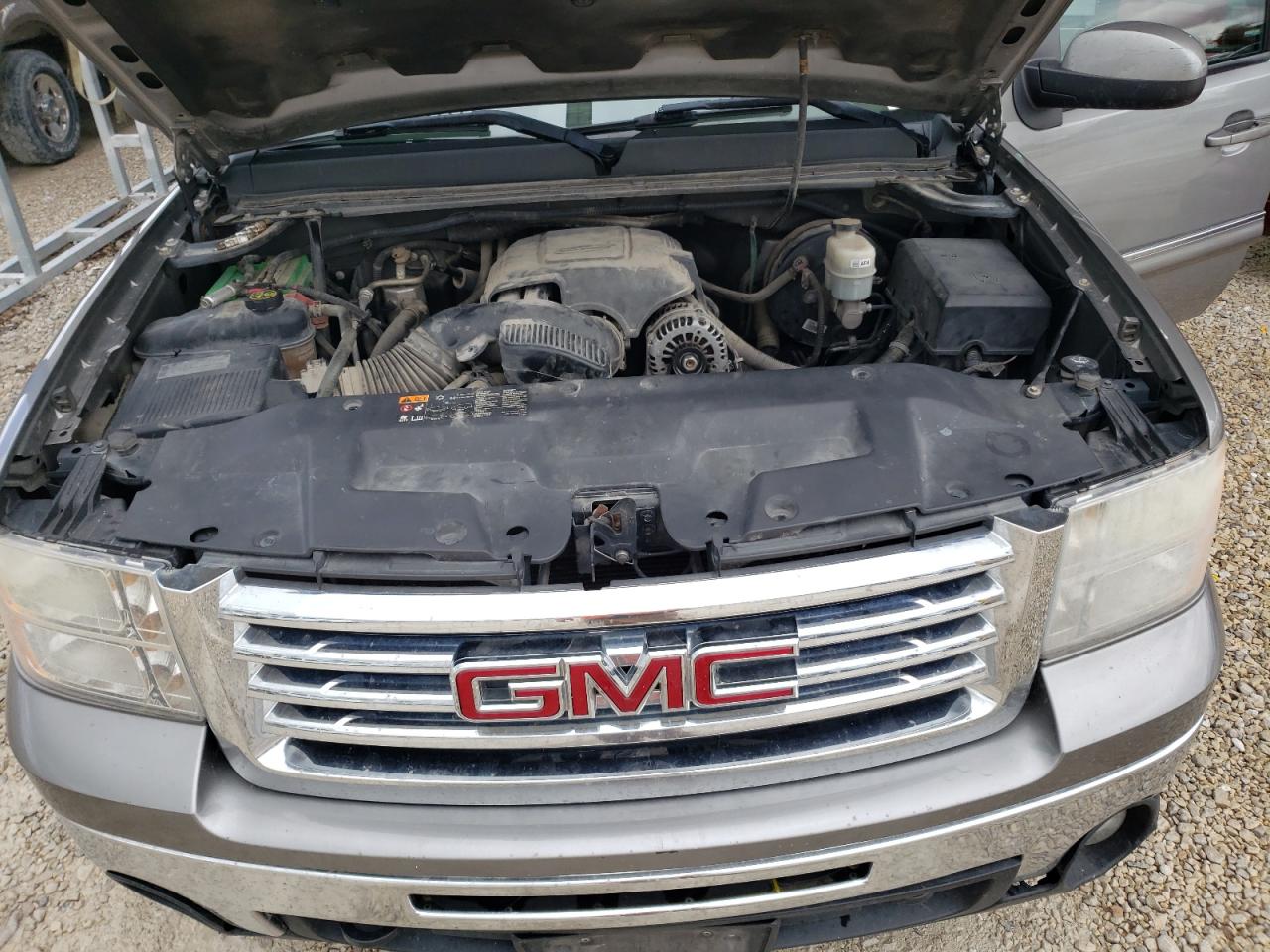 GMC SIERRA K1500 SLT