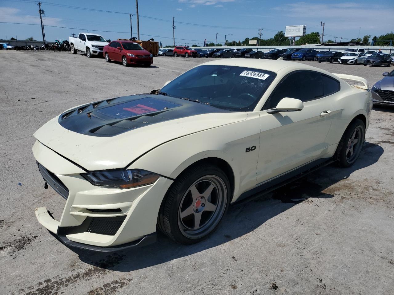 FORD MUSTANG GT