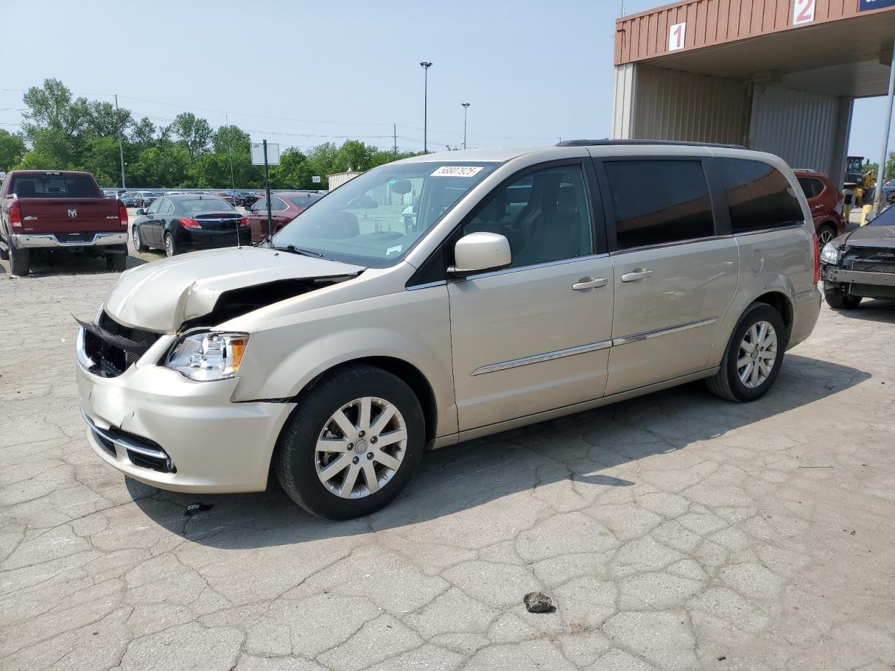 CHRYSLER TOWN & COUNTRY TOURING