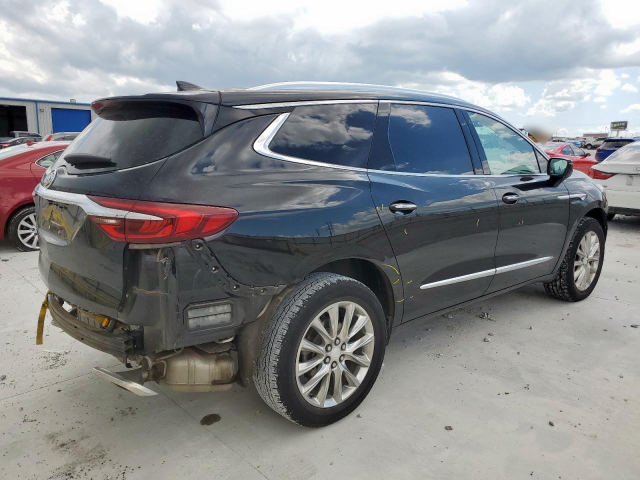 BUICK ENCLAVE ESSENCE