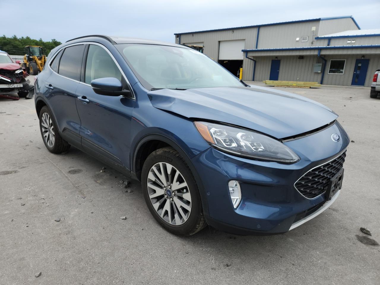 FORD ESCAPE TITANIUM