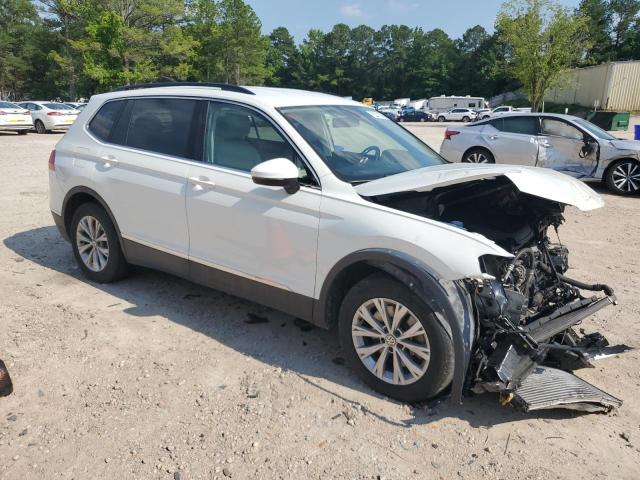 2018 VOLKSWAGEN TIGUAN SE - 3VV3B7AX0JM079598