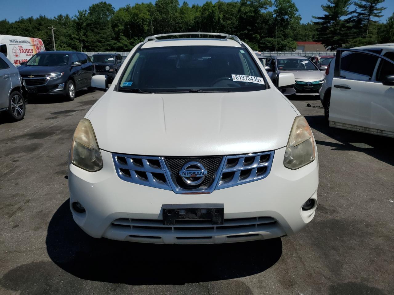 Nissan Rogue s 2013