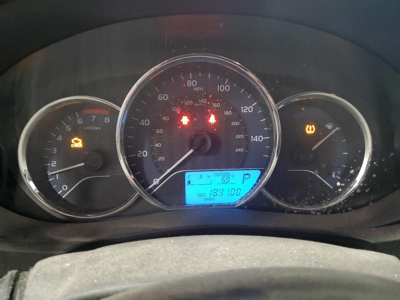 Toyota Corolla l 2015