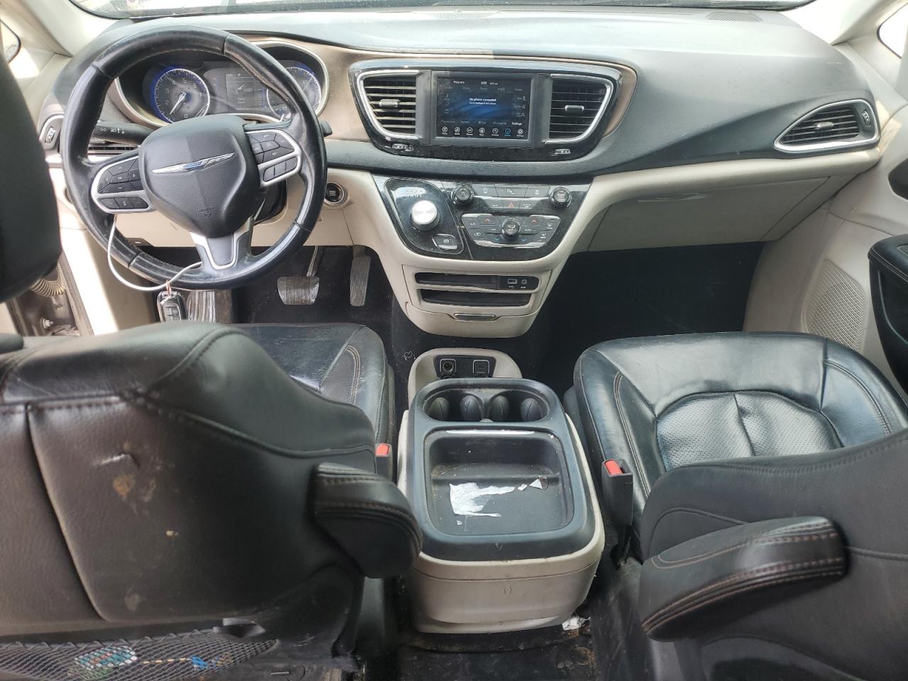 CHRYSLER PACIFICA TOURING L