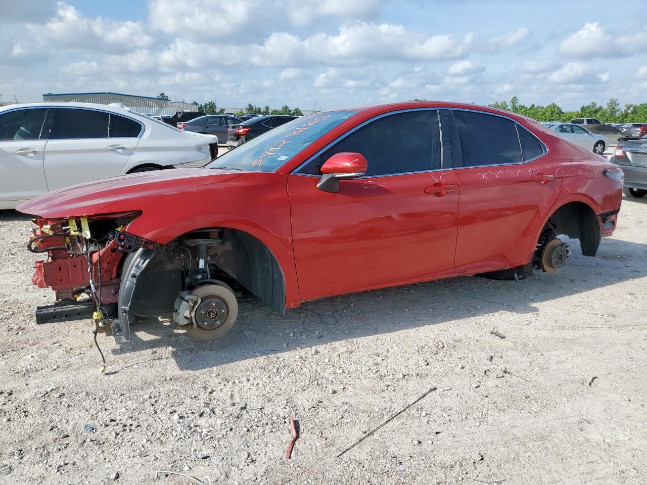 TOYOTA CAMRY SE NIGHT SHADE