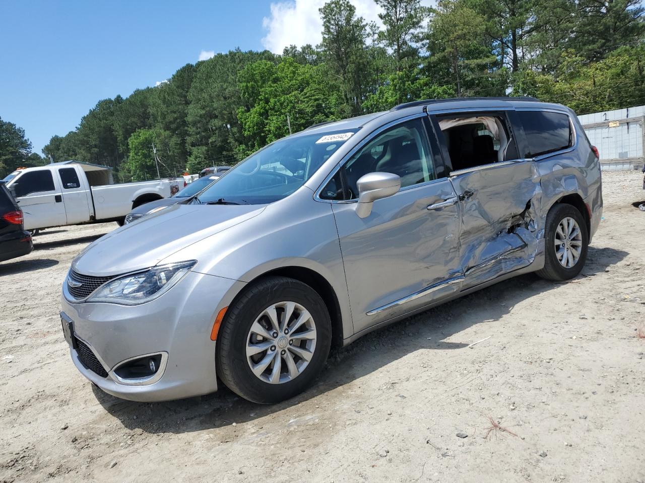 CHRYSLER PACIFICA TOURING L