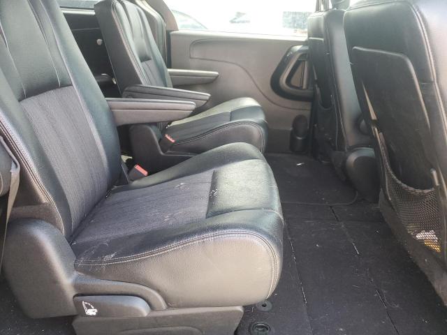 2014 CHRYSLER TOWN & COU - 2C4RC1HG0ER361294