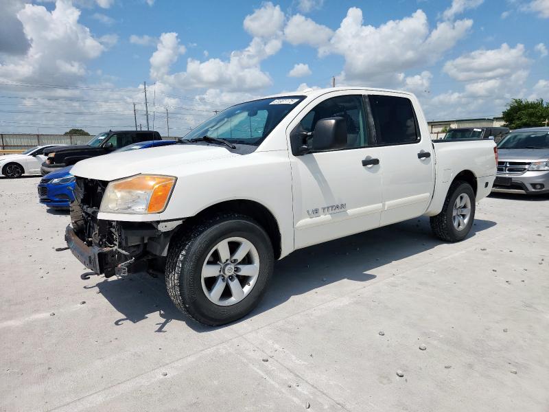 NISSAN TITAN S