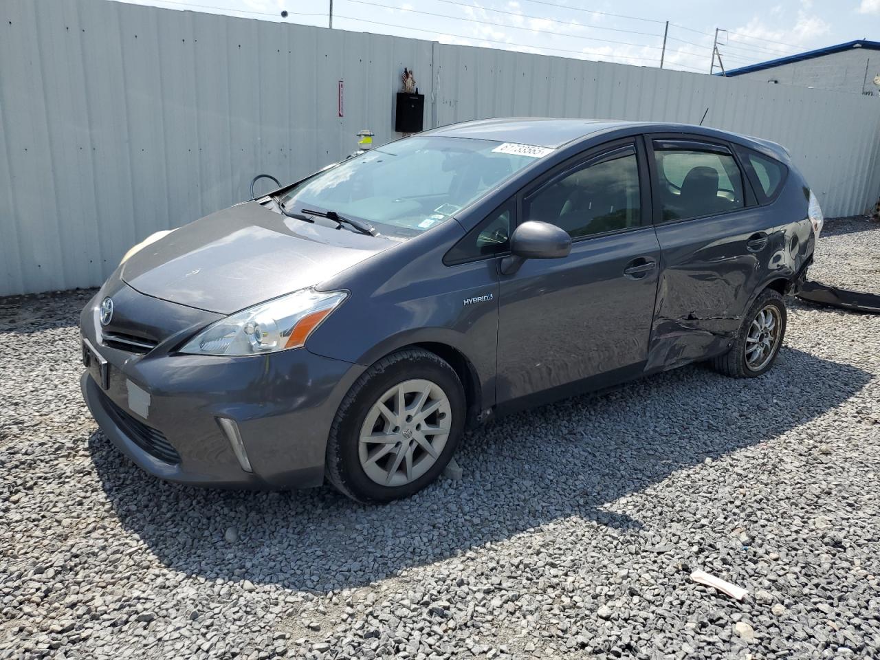 TOYOTA PRIUS V