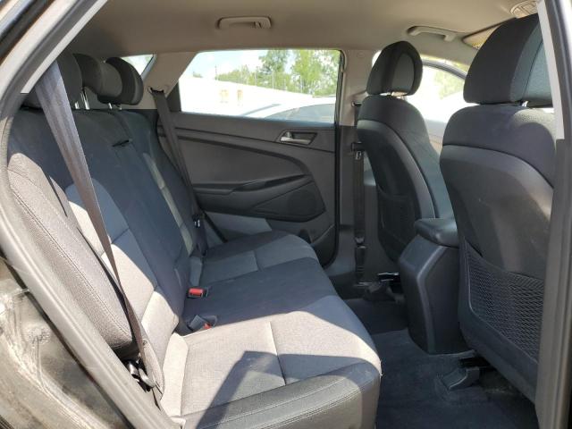 2018 HYUNDAI TUCSON SE KM8J23A43JU688275