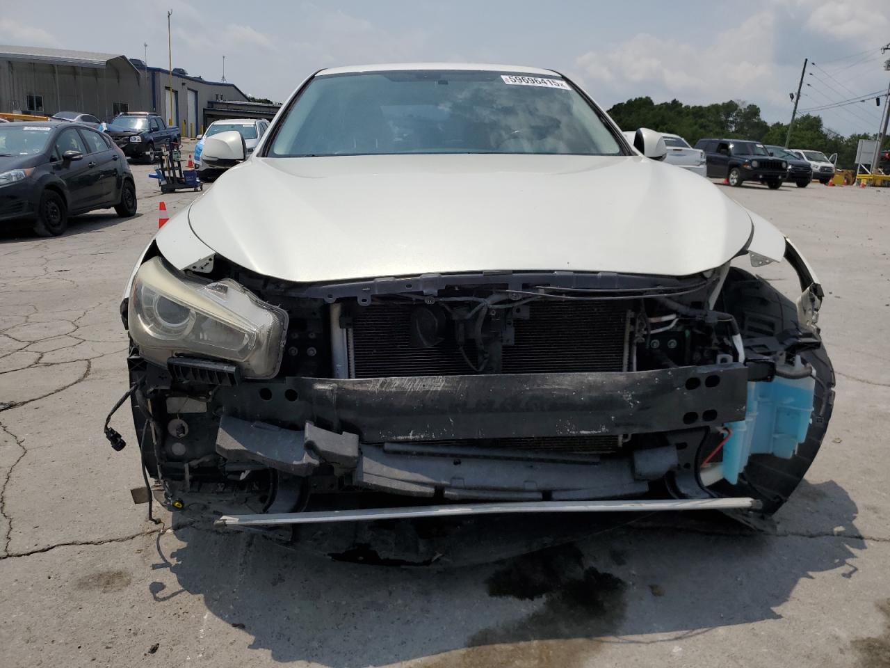 INFINITI Q50 2015