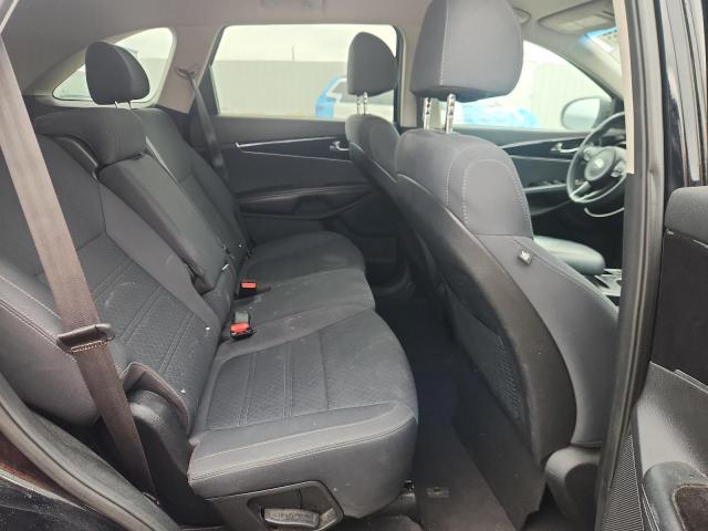 2018 KIA SORENTO LX 5XYPGDA57JG369557