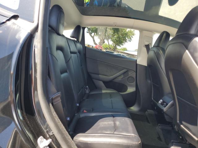 2024 TESLA MODEL Y 7SAYGDED9RF197995