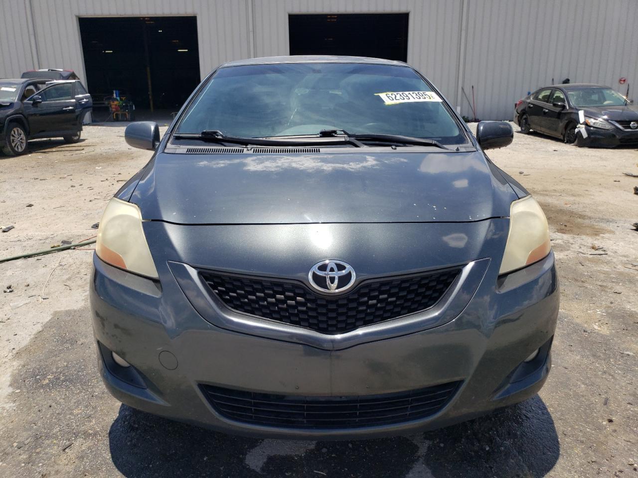 Toyota Yaris 2010