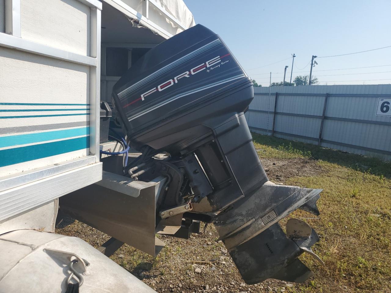 Lot #3290203201 1993 RIVE BOAT W/TRL