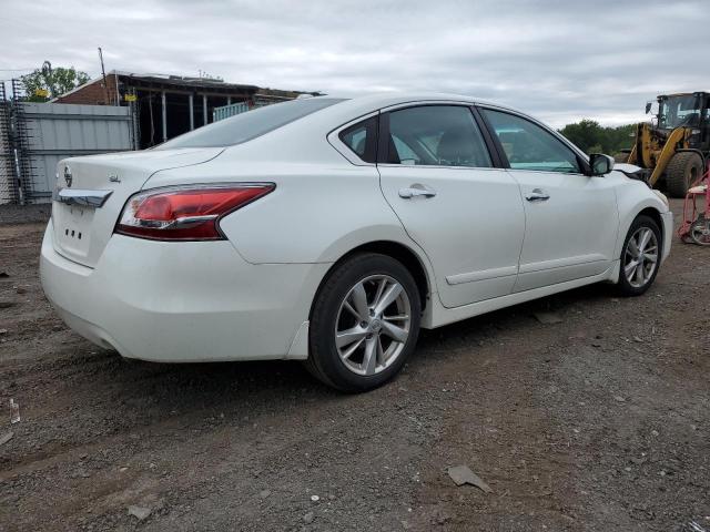 Vin: 1n4al3ap4fc221882, lot: 62372675, nissan altima 2.5 20153