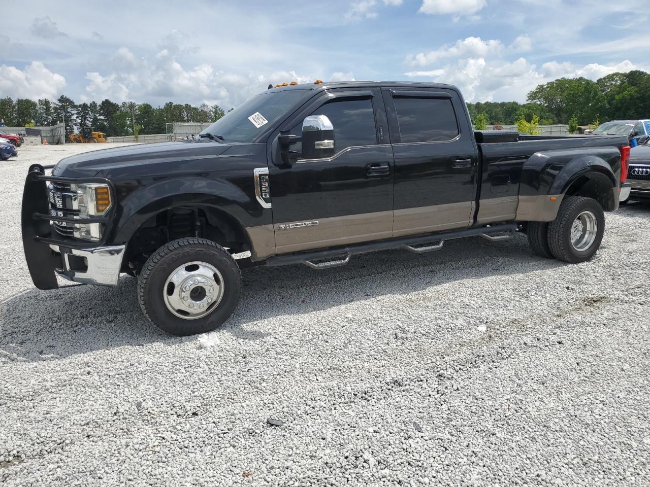 FORD F-350 SUPER DUTY
