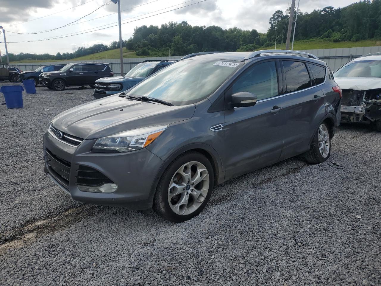 FORD ESCAPE TITANIUM