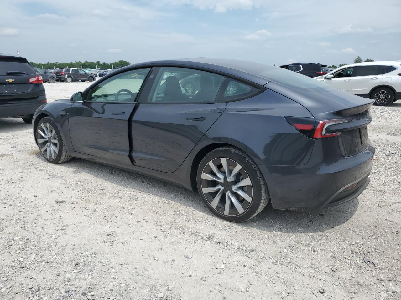 Tesla Model 3 2025