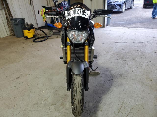 YAMAHA FZ09 2014 JYARN33E3EA000802 photo #3