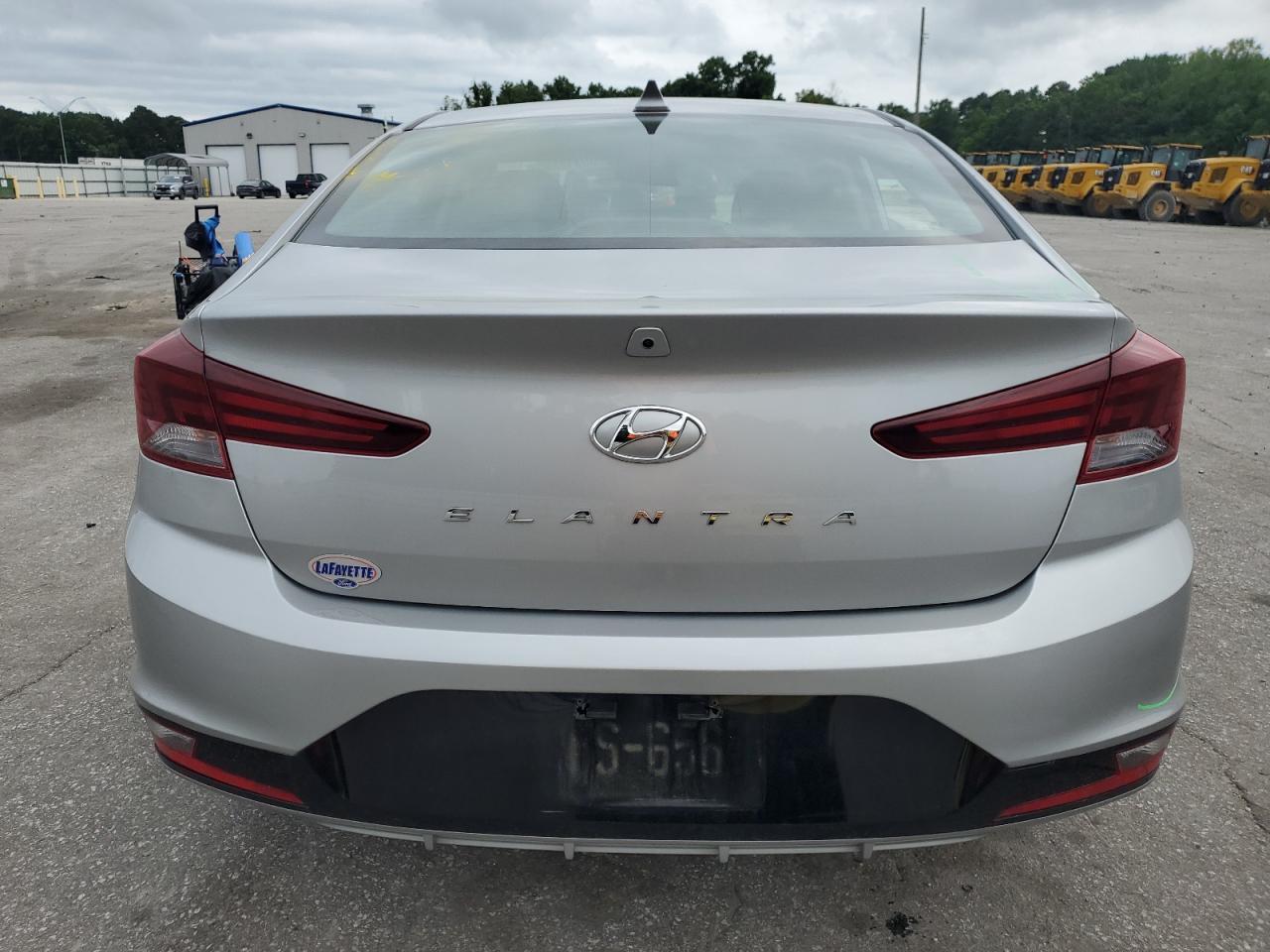 Hyundai Elantra se 2020