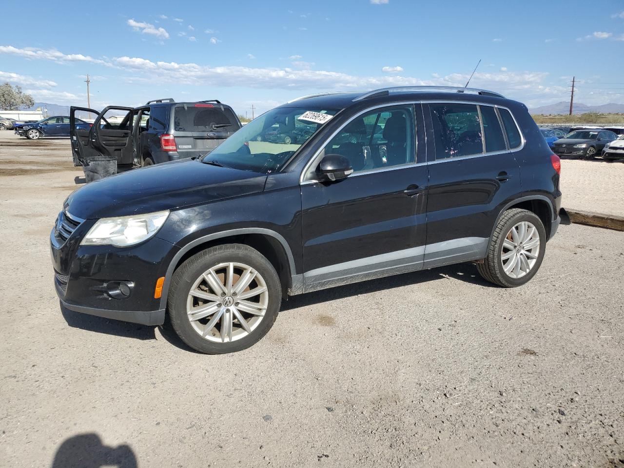 VOLKSWAGEN TIGUAN S
