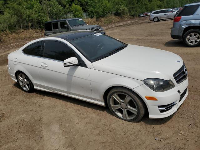Vin: wddgj4hb4fg366249, lot: 59894625, mercedes-benz c-class 250 20154