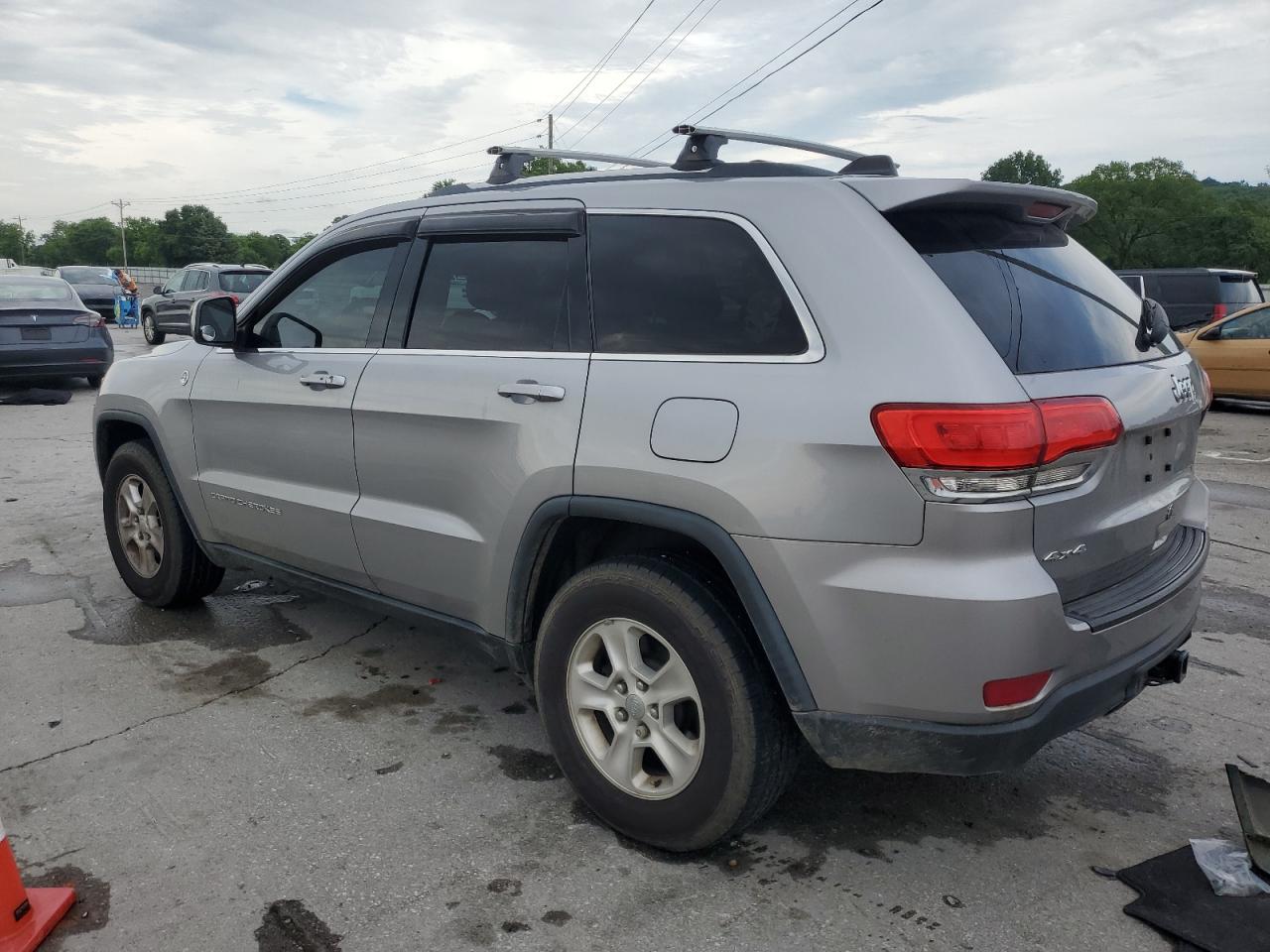 JEEP GRAND CHEROKEE LAREDO