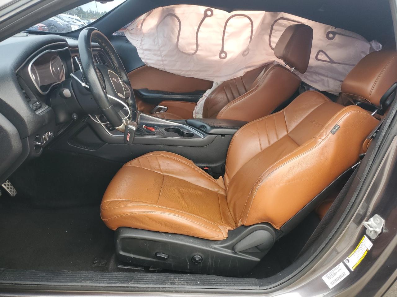 DODGE CHALLENGER SRT 392