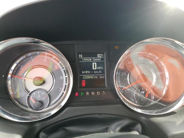 2016 CHRYSLER TOWN & COU - 2C4RC1BG8GR208741