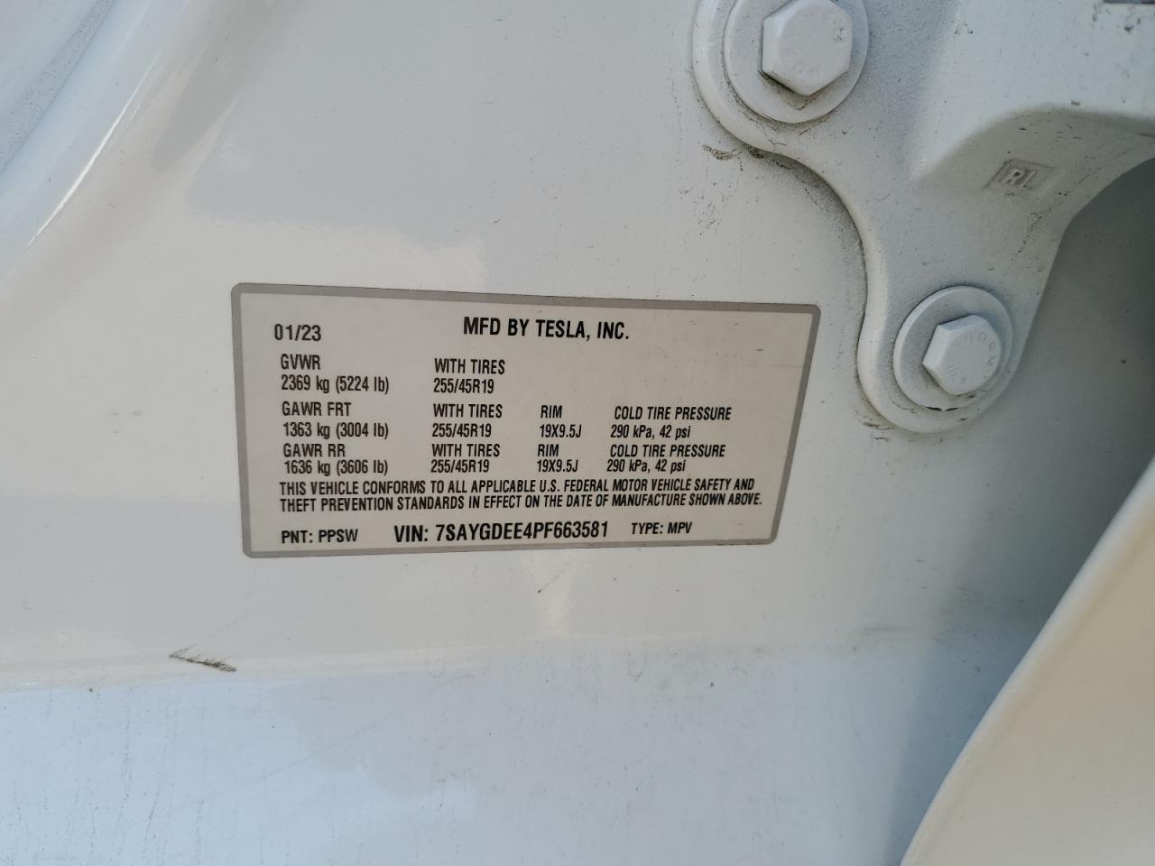 Tesla Model y 2023