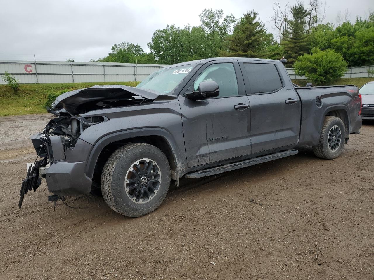 TOYOTA TUNDRA CREWMAX SR5