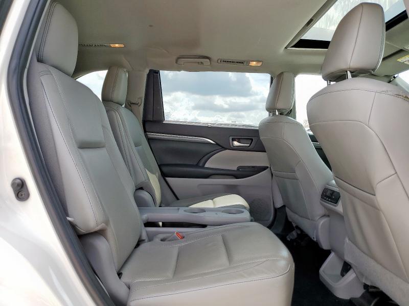 2019 TOYOTA HIGHLANDER 5TDYZRFH5KS305746