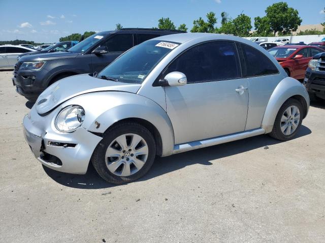 VOLKSWAGEN NEW BEETLE