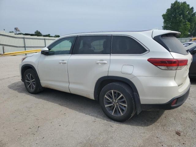 2018 TOYOTA HIGHLANDER SE 5TDJZRFH5JS549428
