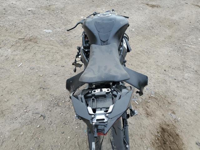 2025 KAWASAKI ZX1002 L JKBZXVL14SA018668