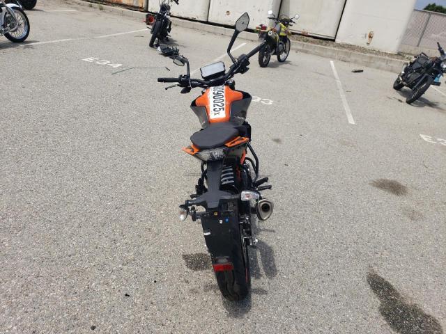 2023 KTM 390 DUKE MD2JPJ40XPN201282
