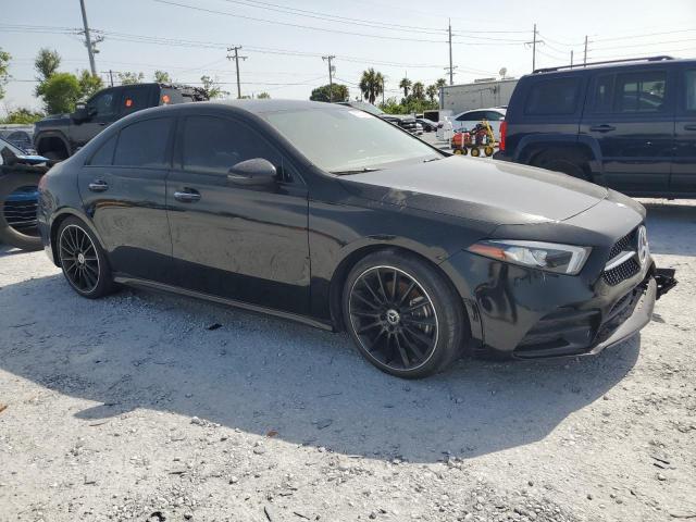 Vin: wdd3g4eb4kw022776, lot: 60233695, mercedes-benz a-class 220 20194