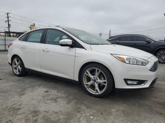 Vin: 1fadp3j24fl324841, lot: 59808175, ford focus titanium 20154