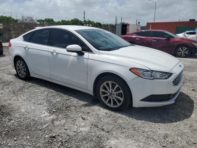 Vin: 3fa6p0hd7hr240449, lot: 60745605, ford fusion se 20174
