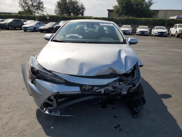 2022 TOYOTA COROLLA LE - JTDEPMAE6N3027938