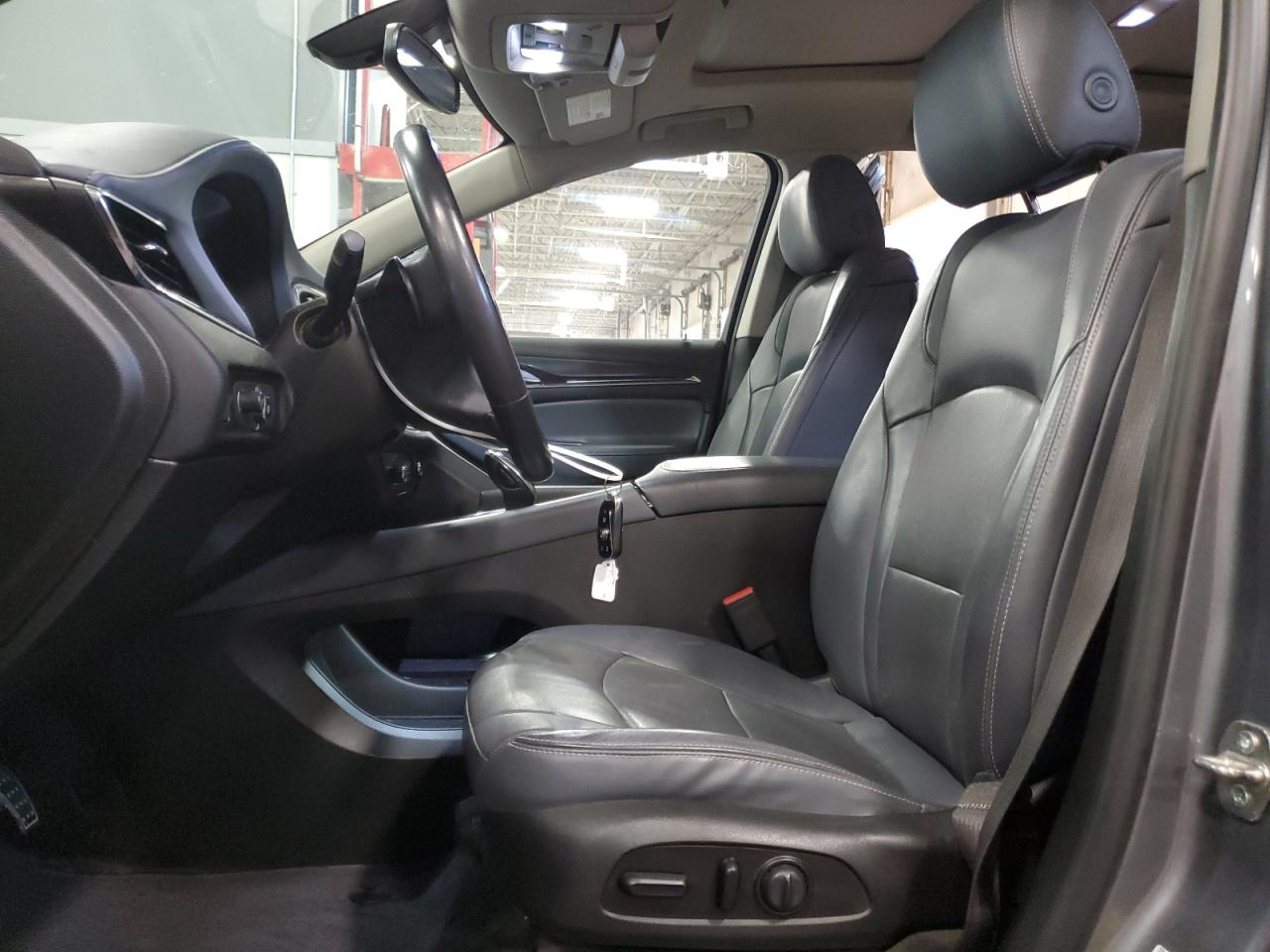 BUICK ENCLAVE ESSENCE