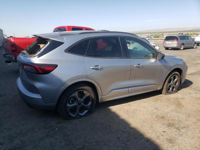 Vin: 1fmcu0mn3pua00645, lot: 57153745, ford escape st st line 20233