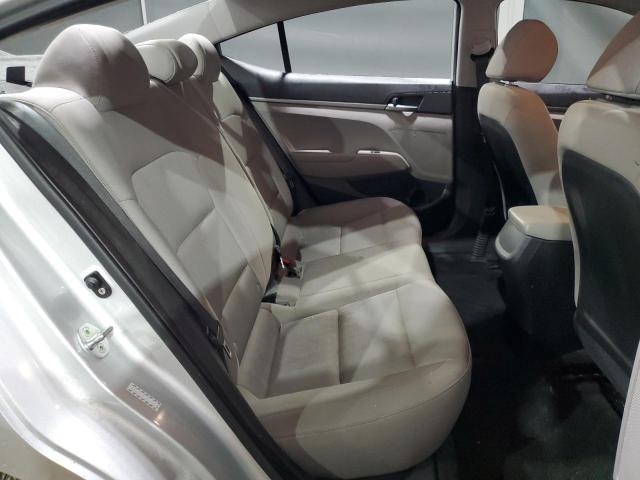 2018 HYUNDAI ELANTRA SE KMHD74LF8JU566921
