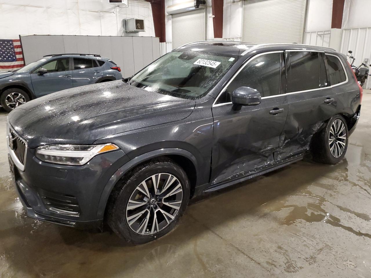 VOLVO XC90 T6 MOMENTUM
